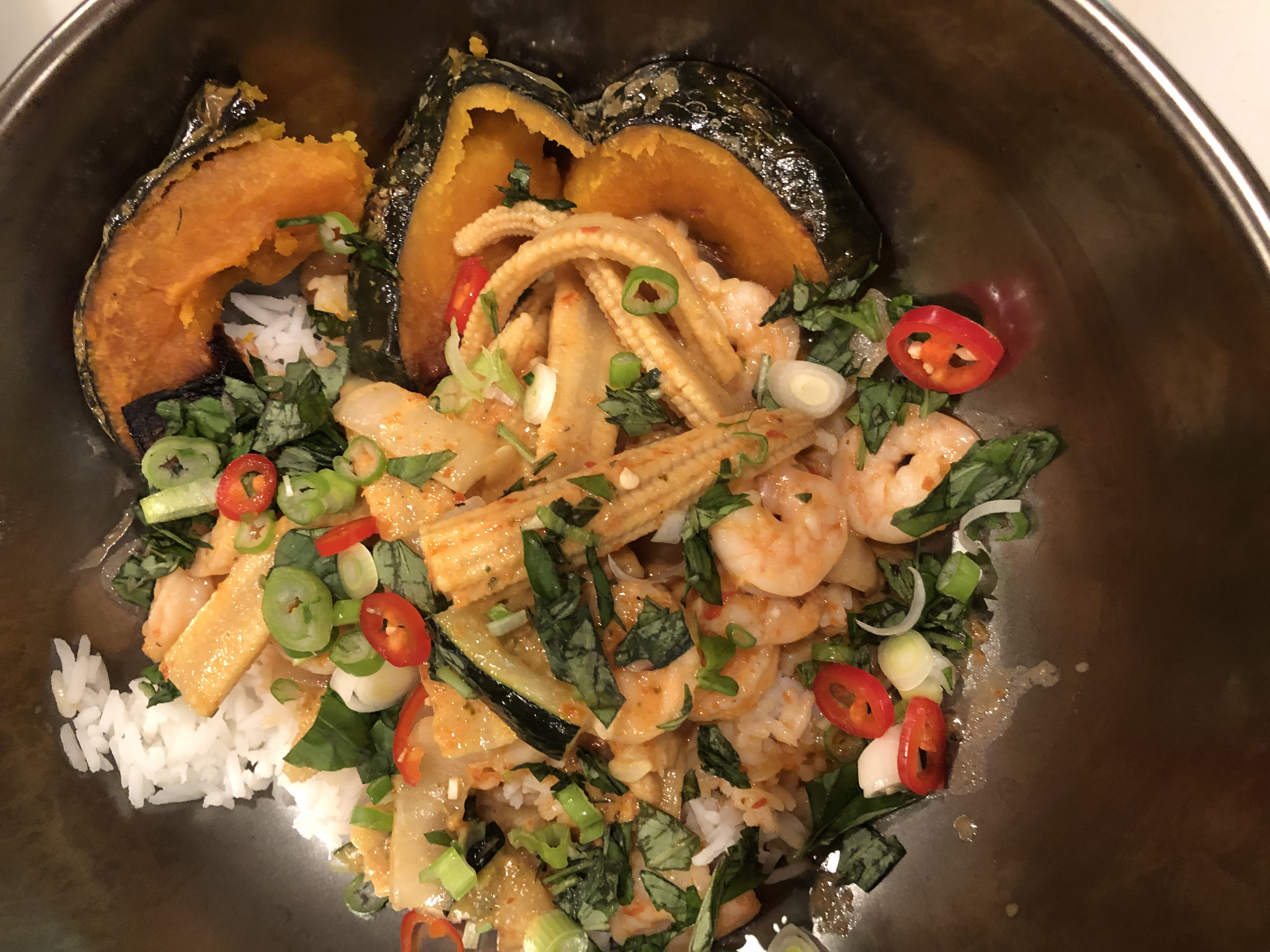 Red Curry with Shrimp and Vegetables
